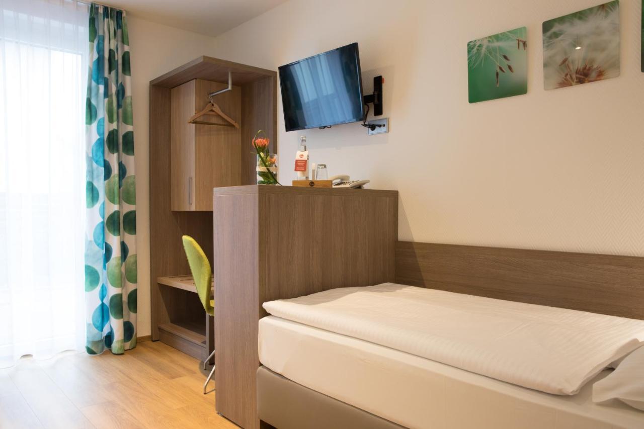 Hotel Jott Wolfsburg-Sandkamp Ngoại thất bức ảnh